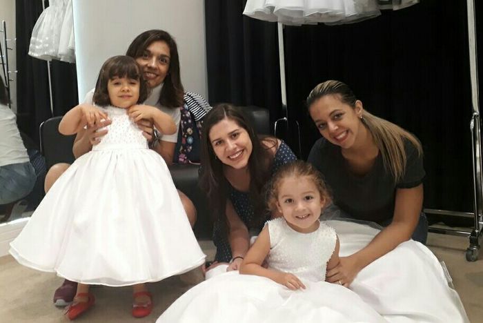 Escolhendo os vestidos das daminhas :) - 6