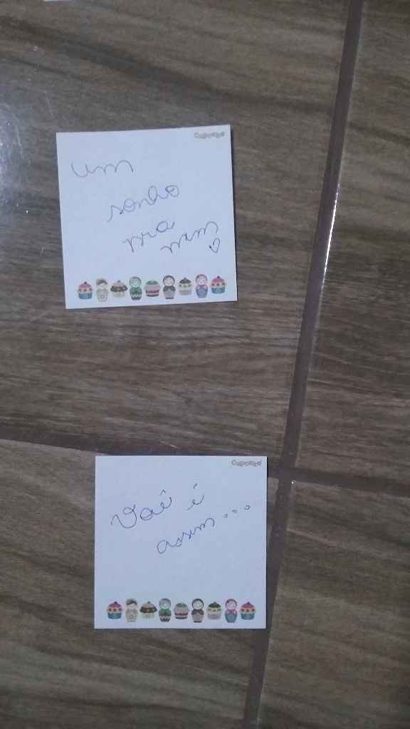 Bilhetinhos pelo chão *-*