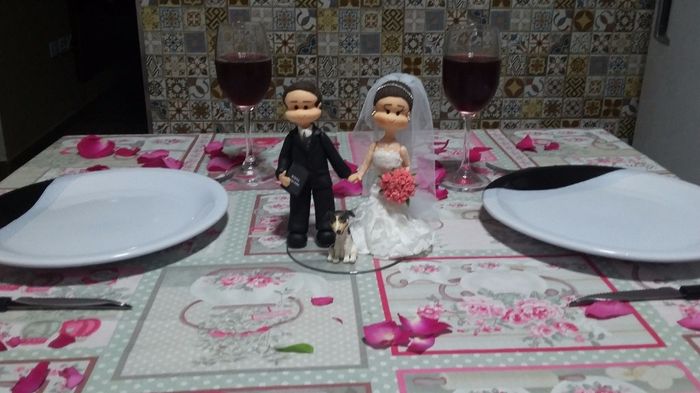 Mesa de 1 mês de casados!
