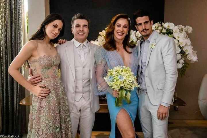 Cláudia Raia e Jarbas Homem de Melo em seu casamento, 2018