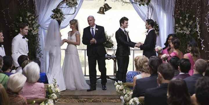 6) Casamento duplo de Santana e Brittany & Kurt e Blaine (GLEE)