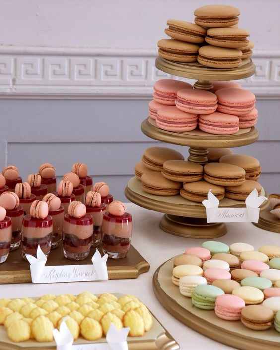 torre de macarons