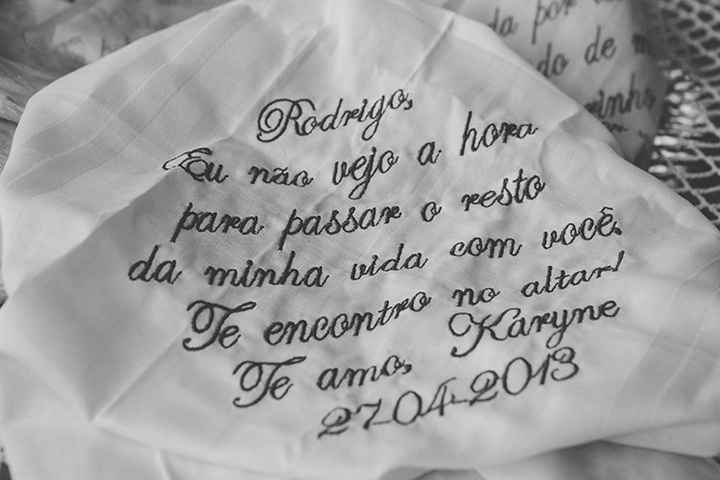 lencinho personalizado para o noivo
