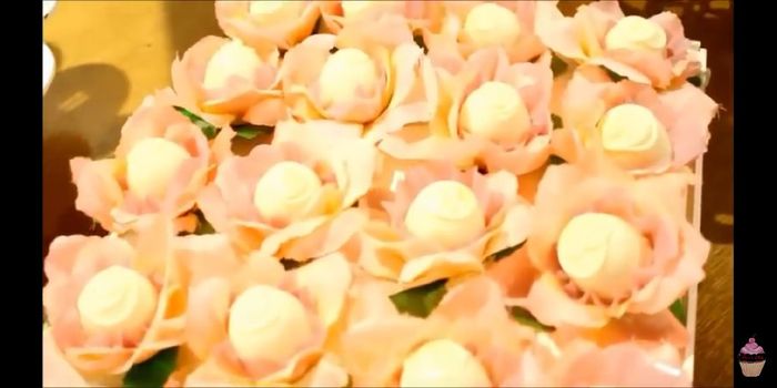 Dica Diy: forminha de doce com flor artificial - 2