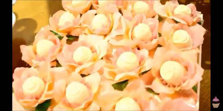 Dica Diy: forminha de doce com flor artificial - 2