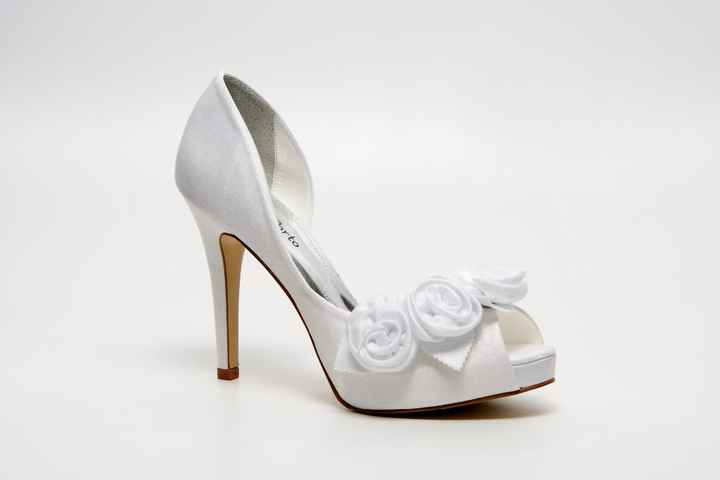 Sapato branco 1: