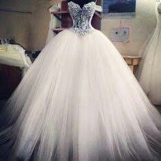 Qual a cor do seu vestido? - 1
