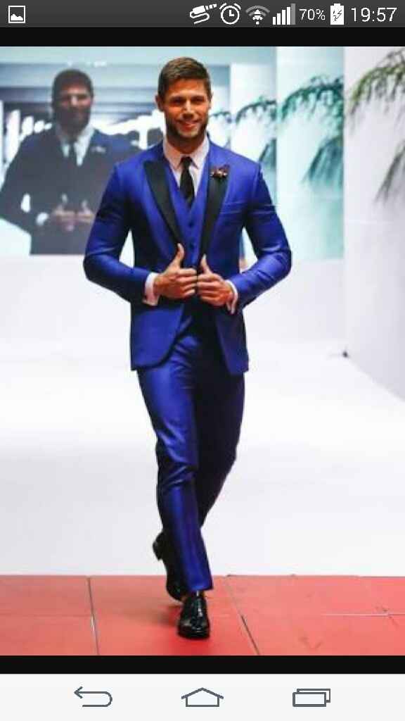 Terno azul ou preto? #escolhaoseupreferido - 2