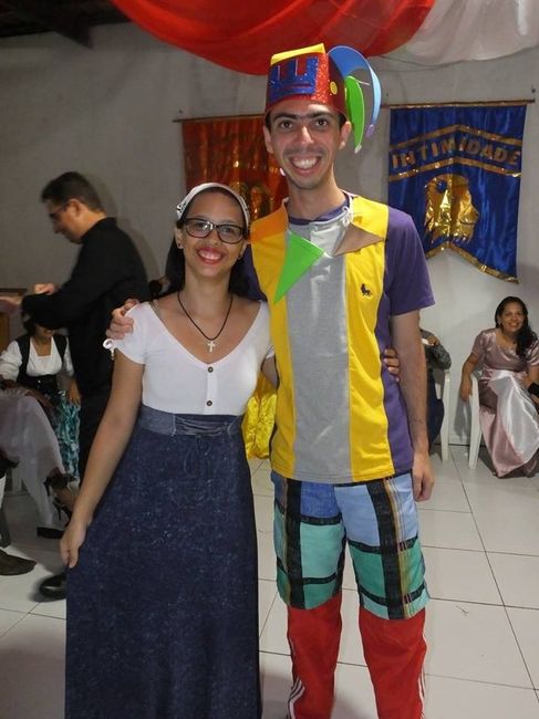 Adorando a Deus juntos 