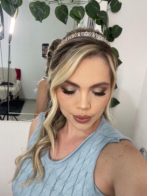 Teste de penteado e maquiagem #faltam10dias 4