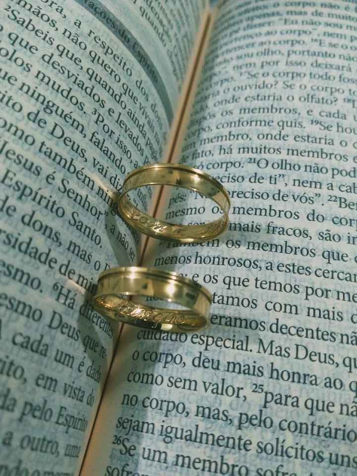 Alianças de ouro - 1