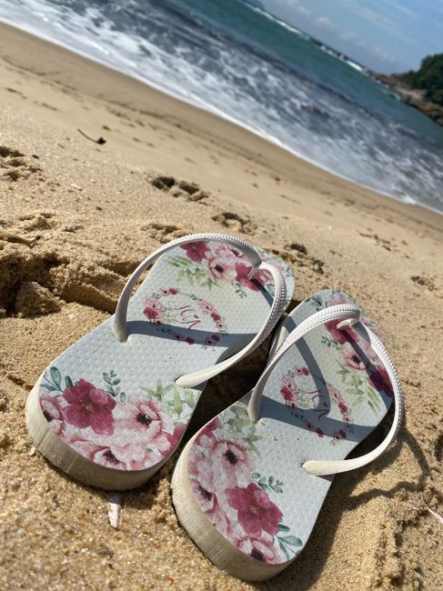 Noivinhas do RJ: busco chinelo personalizado por menos de 6,50 cada 1