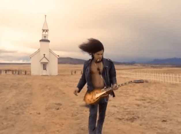 Foco na Igreja do Clipe