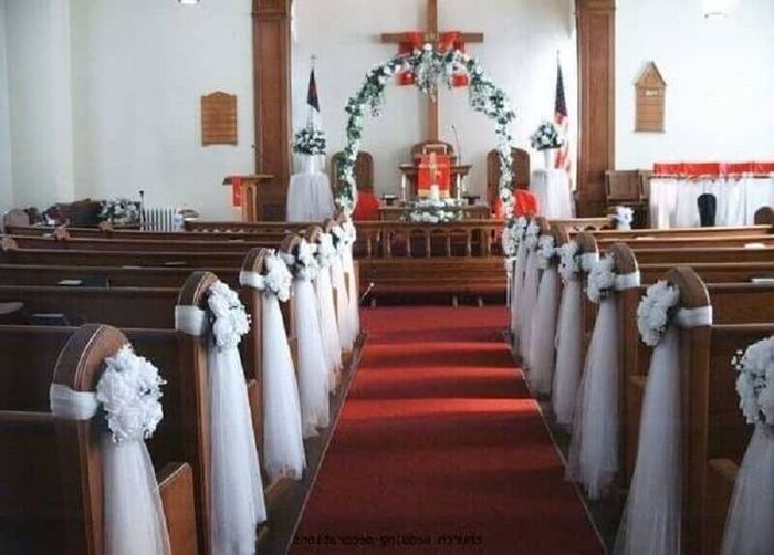 Decoração simples da igreja 8
