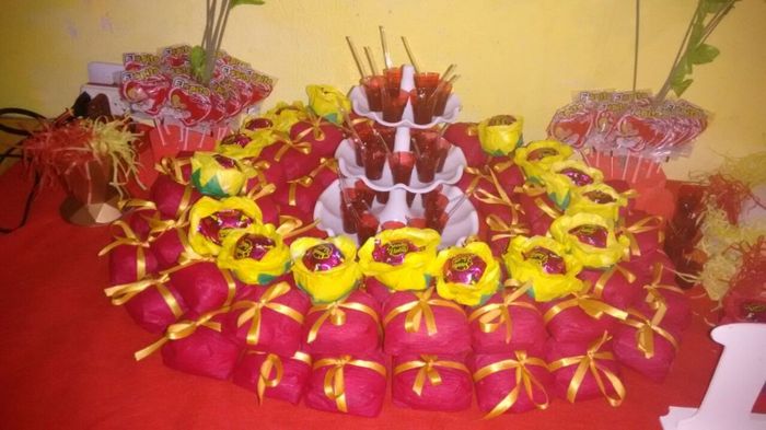 MEUS BEM CASADOS E BOMBONS