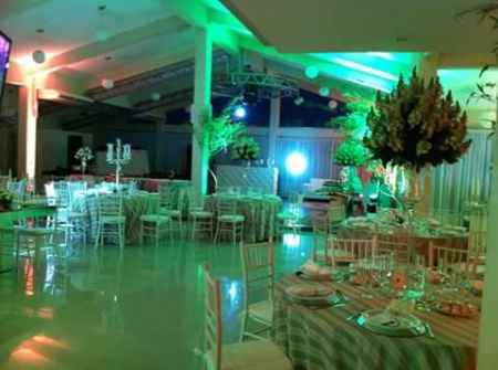 Não vai ser igreja! casando no salão por falta de opção.  - 7