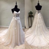 Qual modelo de vestido de noiva vocês escolheram ? - 1