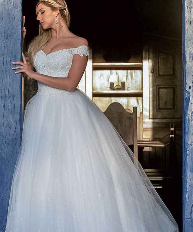 Dá para se divertir aproveitar a festa usando um vestido princesa? - 1