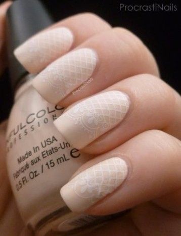 Unhas de noiva