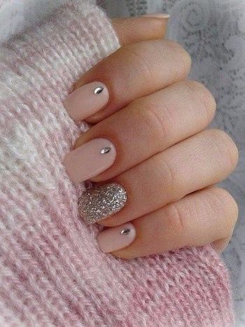Unhas de noiva