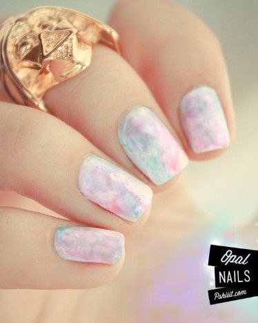 Unhas de noiva