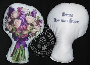ROSAS BRANCAS