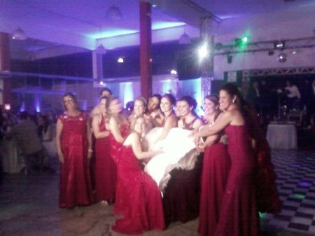 Madrinhas com a noiva