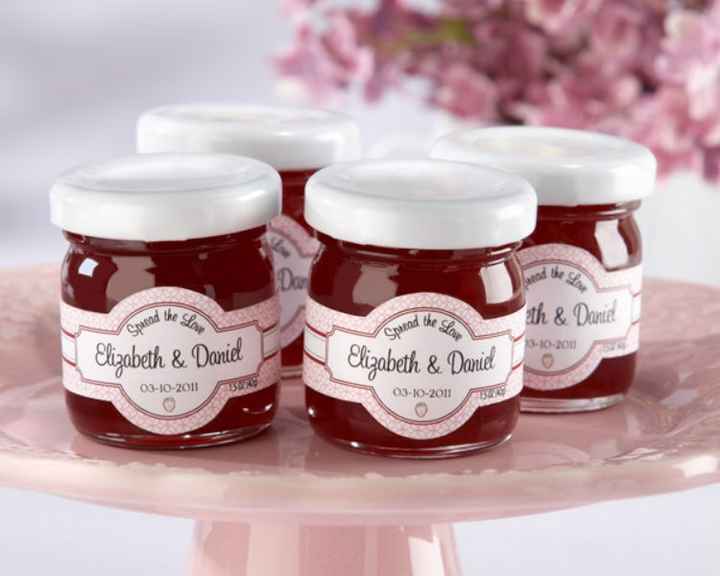 Geléias de frutas em mini potinhos