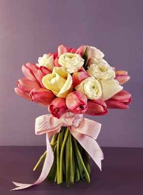 Tulipas com rosas