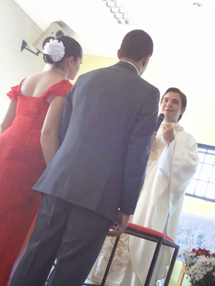 Casando na igreja.