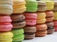 3. Macarons