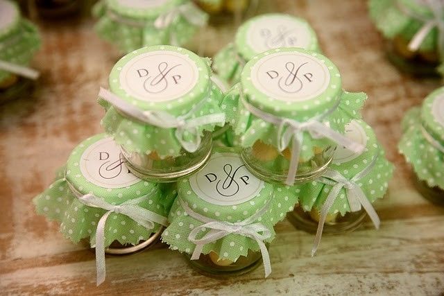 Potinhos com doces ou brigadeiro