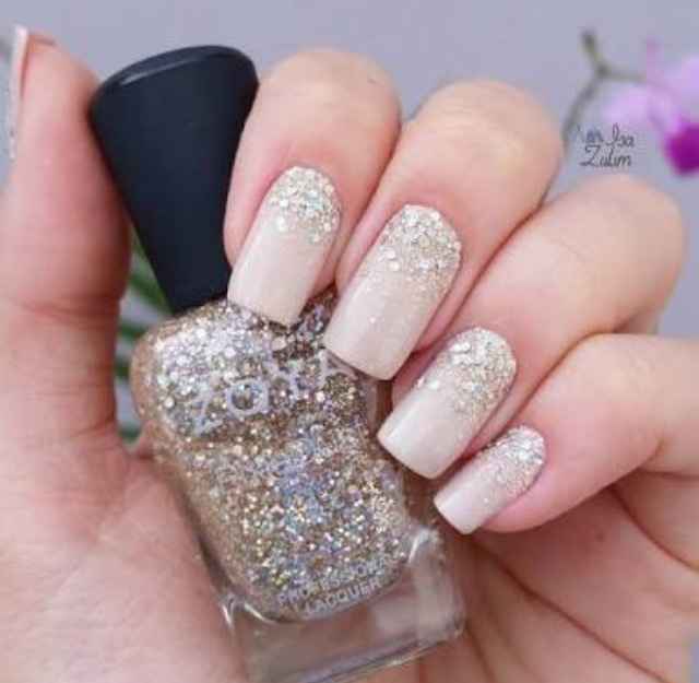  Qual melhor cor para as unhas - Tradicional (renda, francesinha) ou colorida... - 3