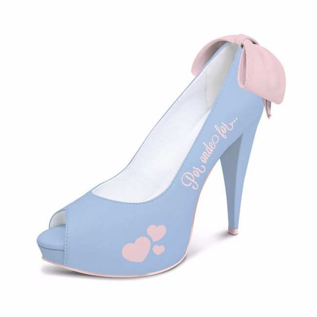sapato azul e rosa