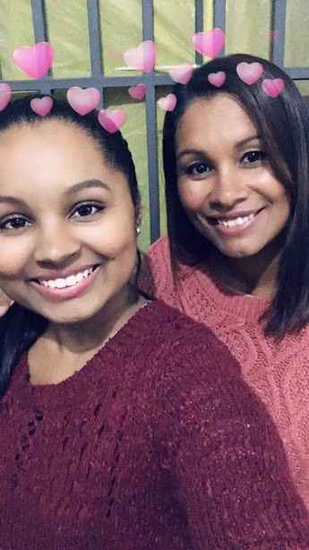 Minha mãe linda sempre ao meu lado