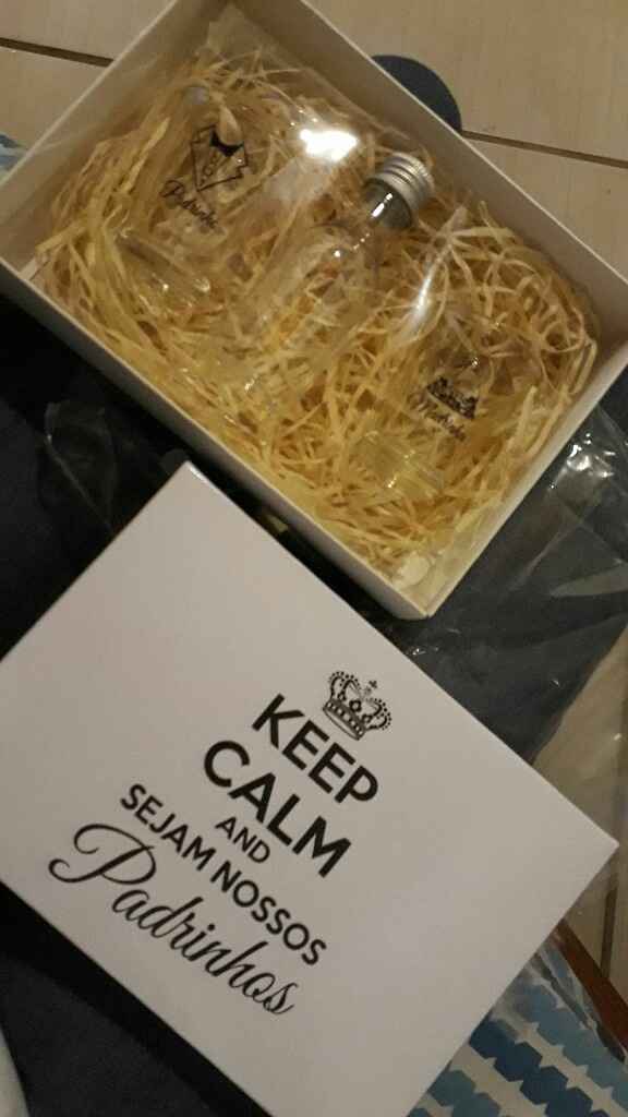  Qual lembrancinha da para os padrinhos?? 😦😦 - 1