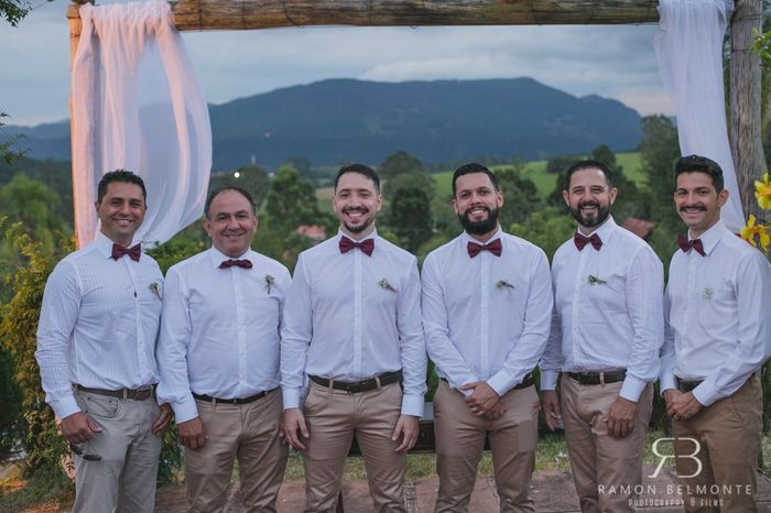 Padrinhos de Bege
