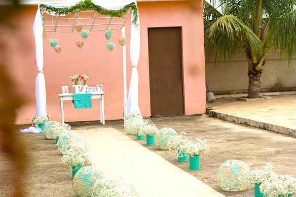 Decoração com bolas de barbante