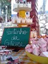  Cantinho da glicose com doces da infancia