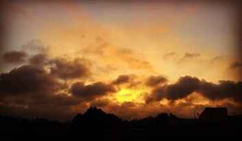 Sol brilhando
