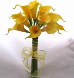 Buquê de Copo de leite amarelo