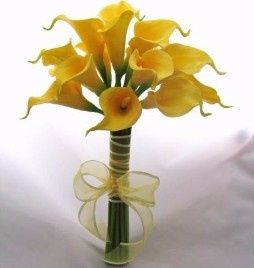 Buquê de Copo de leite amarelo