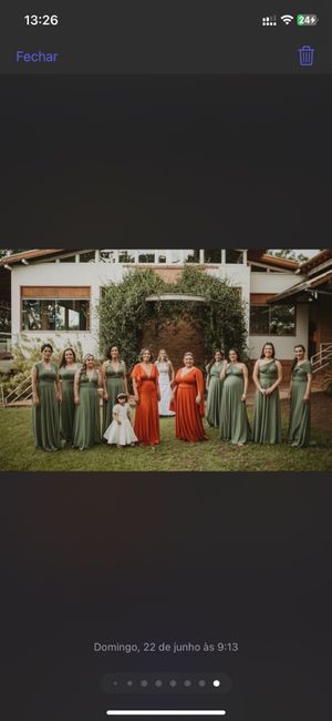 Quais cores realmente combinam com verde oliva para as mães dos noivos? 2