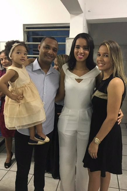 Minha irmã Michelle cunhado Fábio e minha princesa Rebeca que foi minha daminha