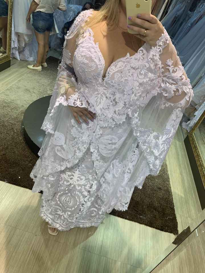 Segunda prova do vestido e escolha dos acessórios 🤍 - 2