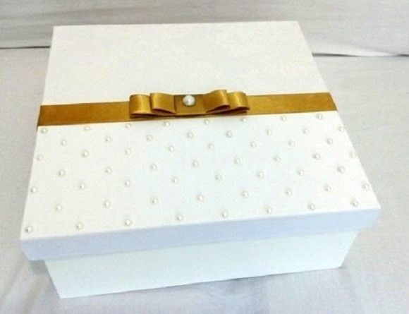 caixa para padrinhos......se pesquisar,vocês vão ver que é muito cara essas caixinhas ja pronta,e ac
