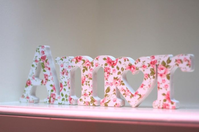 Decorado com tecido,achhei lindo tambem,...