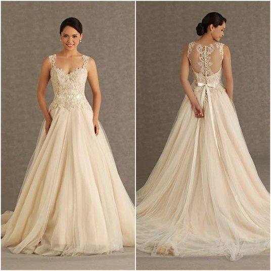 O vestido seria assim (Achei bem bonito)