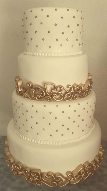 Bolo dourado e branco...#inspiração 1