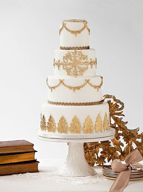 Bolo dourado e branco...#inspiração 6